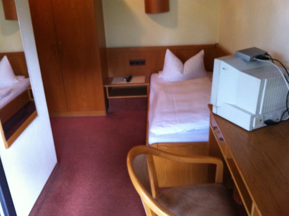 Hotel Bacchusstube Garni Goldbach  Exterior foto